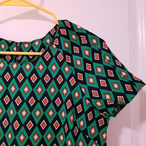 Top - Picture 4 of 5